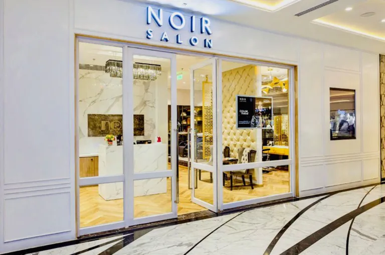 NOIR – THE SALON